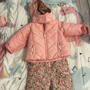 OshKosh baby girl snow set